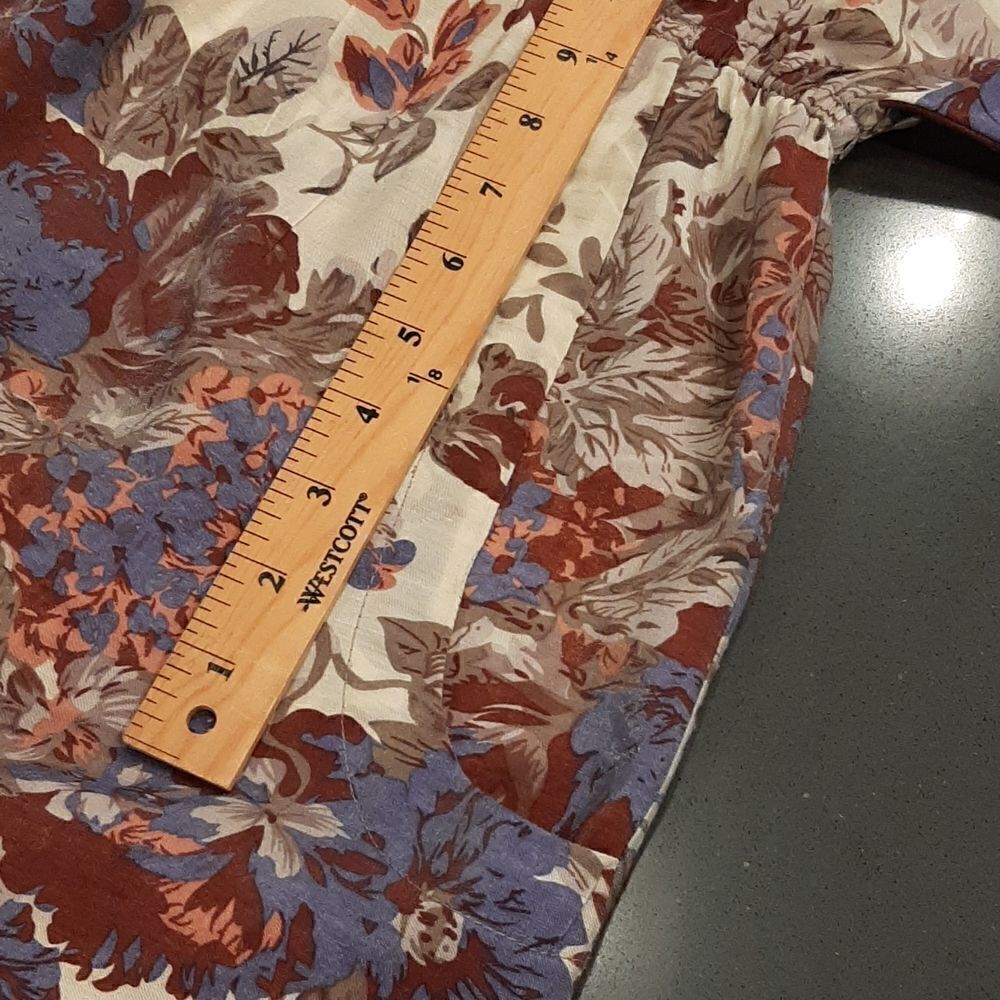 Ultra Pink Floral Top with Lace and Huge Pockets - Picture 10 of 10